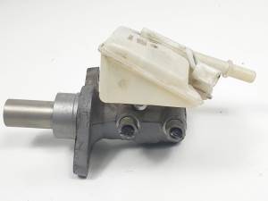 BOMBA FRENO 03350854051 FORD KUGA (CBS) Autodesguaces Alicante