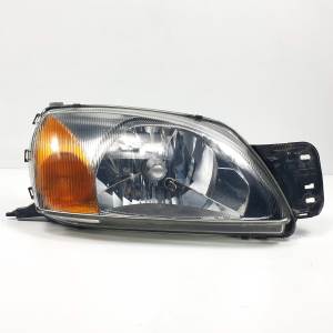 FARO DERECHO 1305235479 FORD FIESTA BERLINA (DX) Autodesguaces Alicante