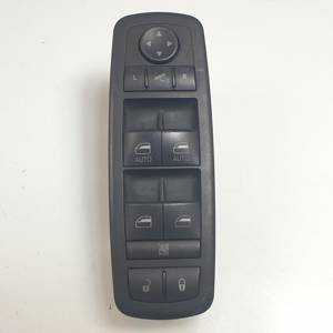 MANDO ELEVALUNAS DELANTERO IZQUIERDO 68231806AA JEEP CHEROKEE (KL) Autodesguaces Alicante