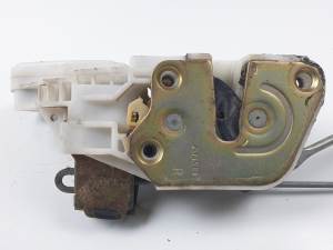 CERRADURA PUERTA DELANTERA DERECHA MITSUBISHI MONTERO iO / PININ (H60/H70) Autodesguaces Alicante