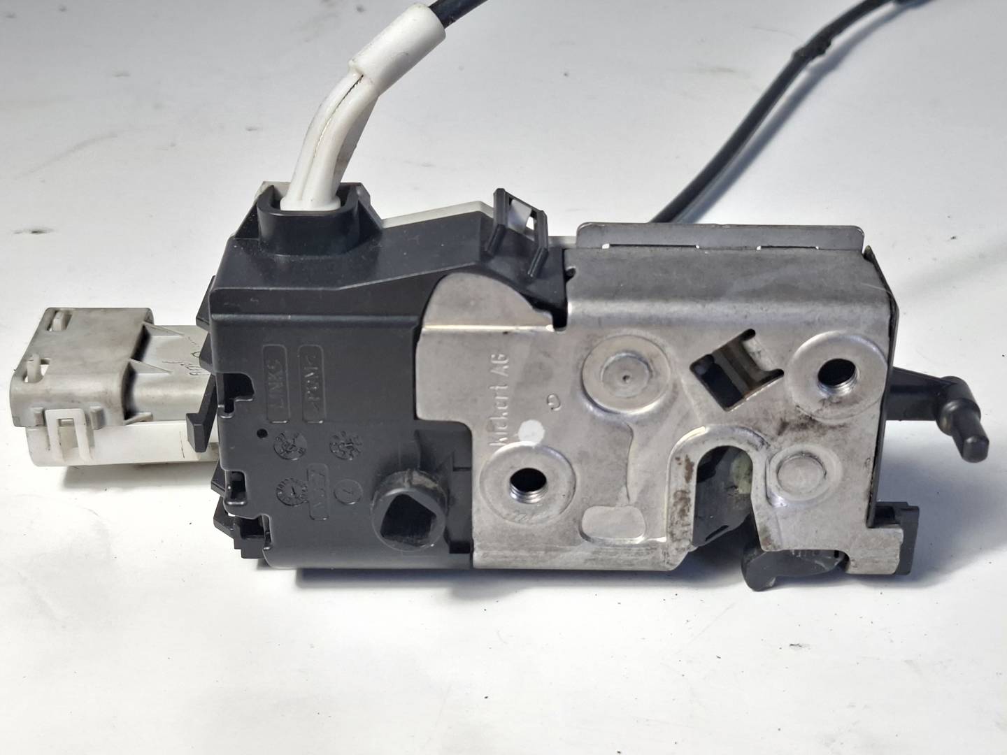 Foto 2 de Cerradura Puerta Delantera Izquierda Peugeot 407 (2004–2011)