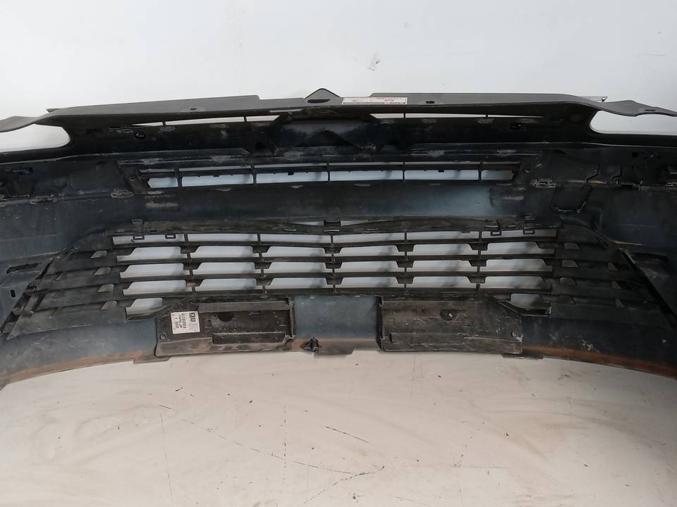 PARAGOLPES DELANTERO