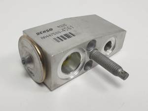 VALVULA EXPANSION AA4475004561 JEEP CHEROKEE (KL) Autodesguaces Alicante