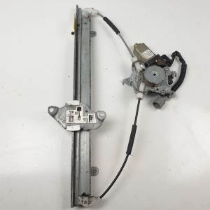 ELEVALUNAS DELANTERO DERECHO 807308H301 NISSAN X-TRAIL (T30) Autodesguaces Alicante