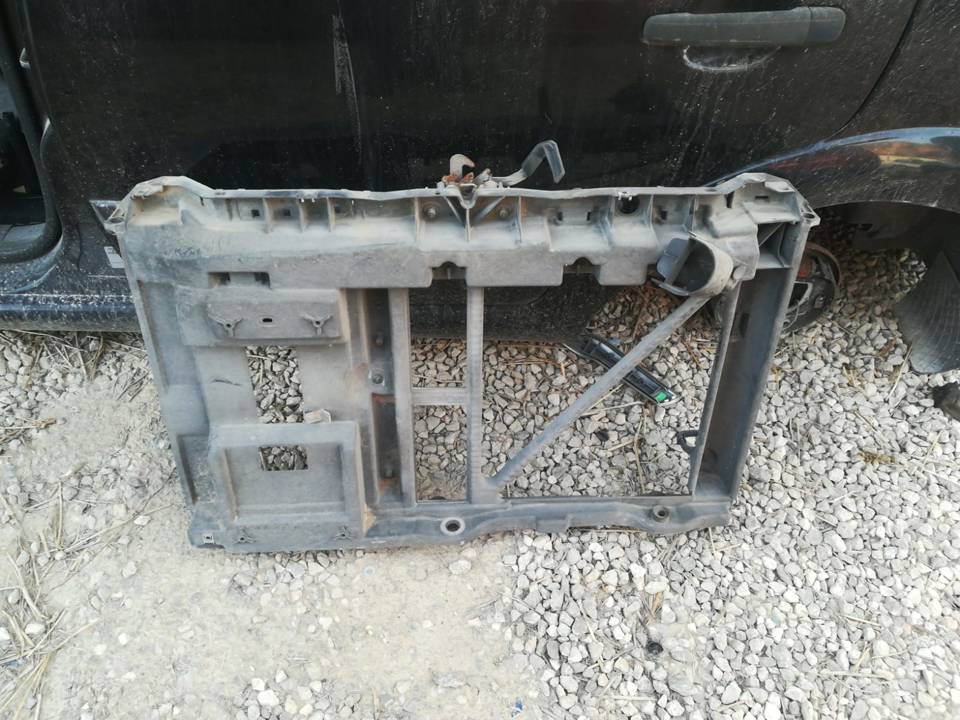 PANEL FRONTAL
