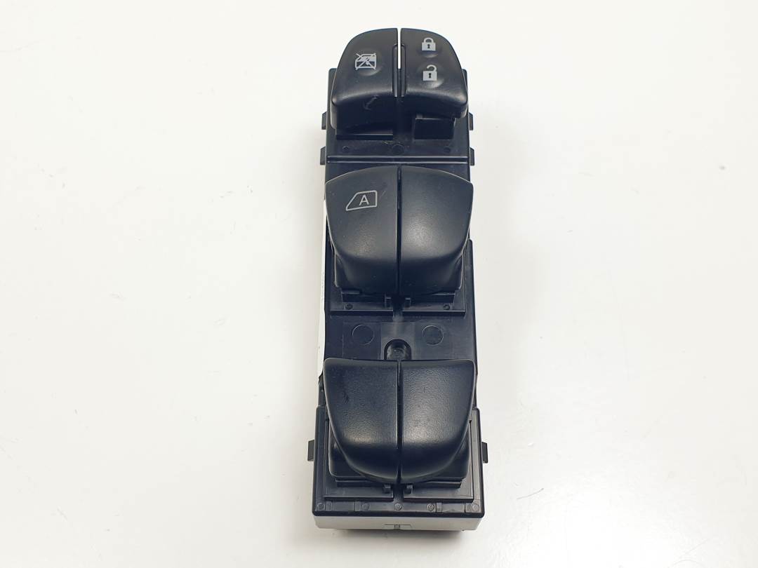 MANDO ELEVALUNAS DELANTERO IZQUIERDO - 254011KA5E - NISSAN - JUKE (F15)