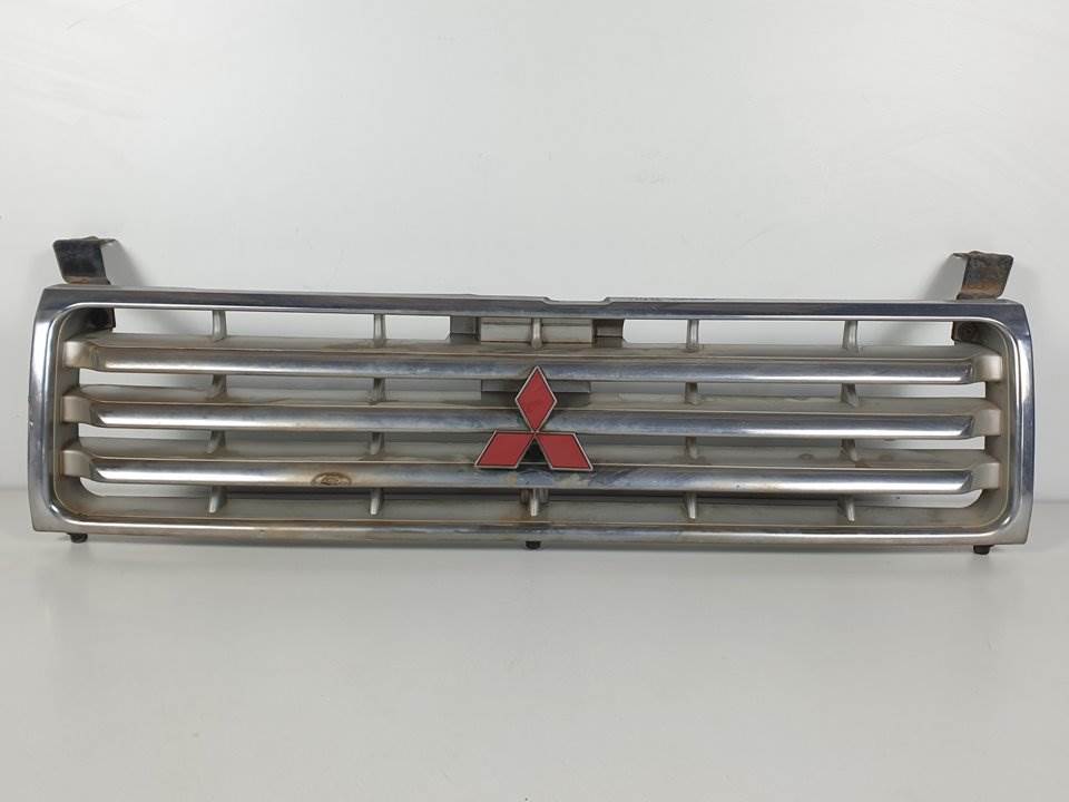 REJILLA DELANTERA - MB64572021 - MITSUBISHI - MONTERO (V20/V40)