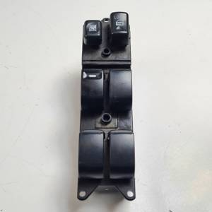 MANDO ELEVALUNAS DELANTERO IZQUIERDO 8608A207 CITROEN C4 AIRCROSS Autodesguaces Alicante