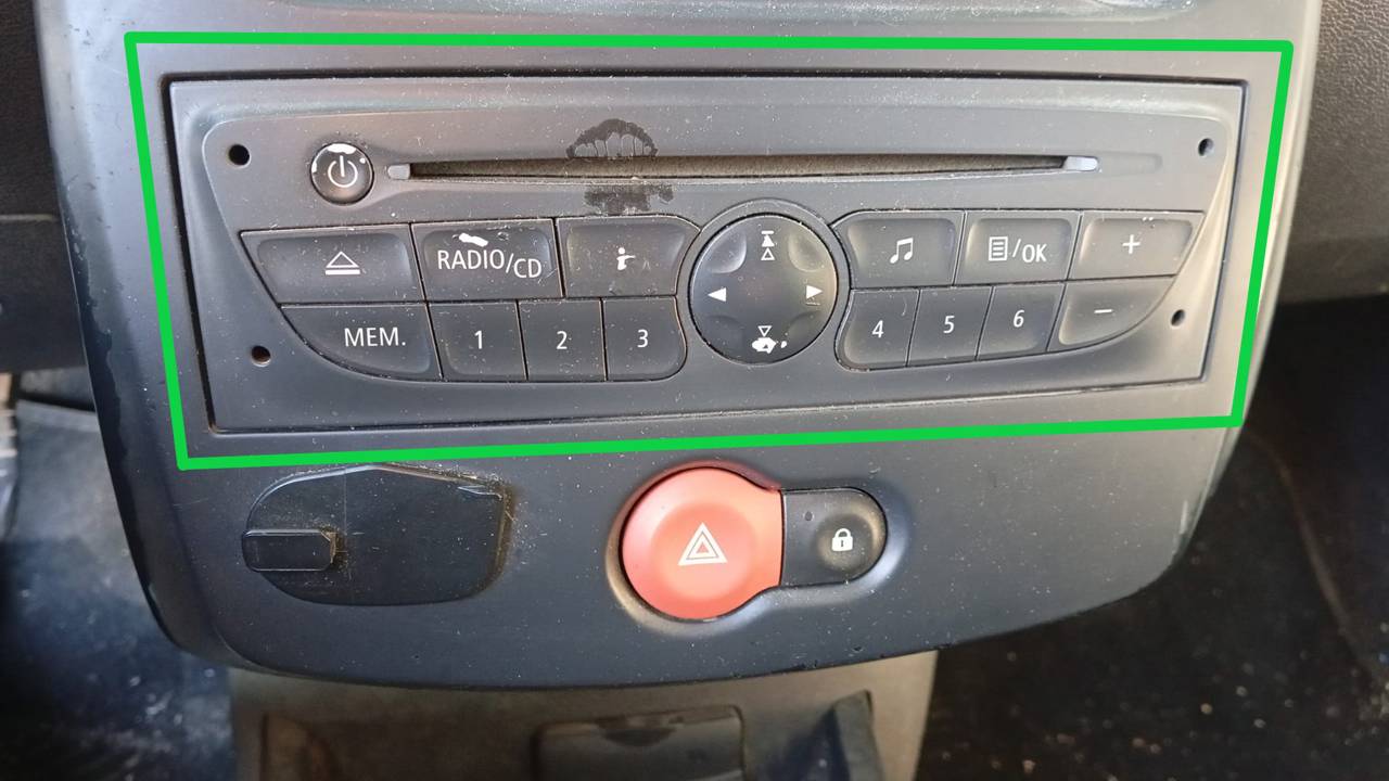 SISTEMA AUDIO / RADIO CD