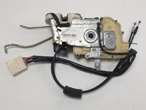 CERRADURA PUERTA DELANTERA DERECHA LEXUS GS300 (JZS160) Autodesguaces Alicante