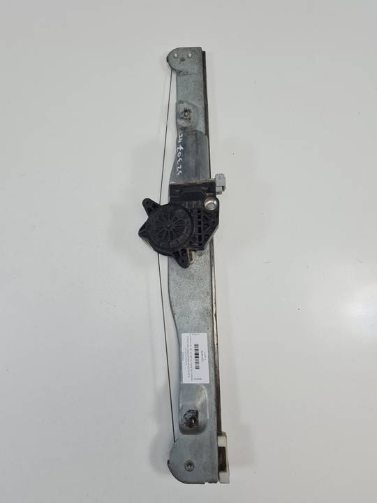 ELEVALUNAS DELANTERO IZQUIERDO 0130821700 NISSAN ATLEON (TK) Autodesguaces Alicante