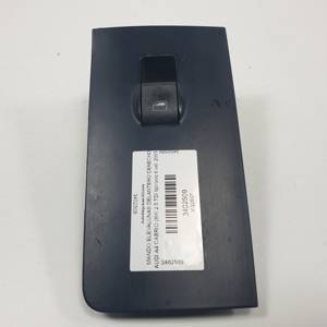 MANDO ELEVALUNAS DELANTERO DERECHO 8Z0959855B AUDI A4 CABRIO (8H) Autodesguaces Alicante