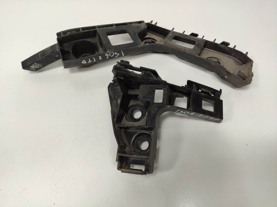 Baguettes de protection arrière - 5G6807394 - VOLKSWAGEN - GOLF VII LIM. (5G1)
