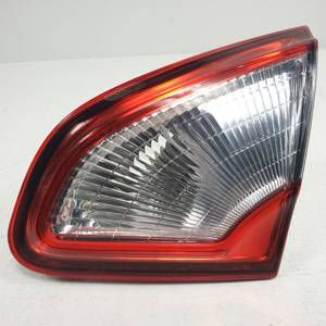 PILOTO TRASERO DERECHO INTERIOR 89503209 NISSAN QASHQAI (J10) Autodesguaces Alicante