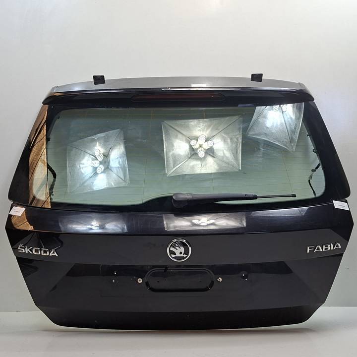PORTON TRASERO SKODA FABIA Autodesguaces Alicante