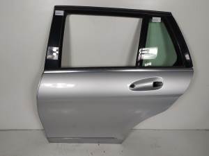 PUERTA TRASERA IZQUIERDA MERCEDES CLASE C (W204) FAMILIAR Autodesguaces Alicante