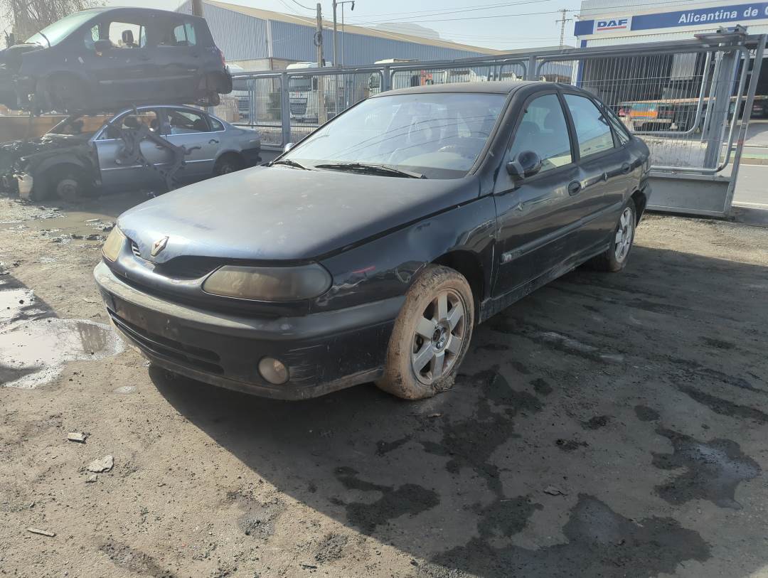 RENAULT LAGUNA (B56) (1998 - 2001)