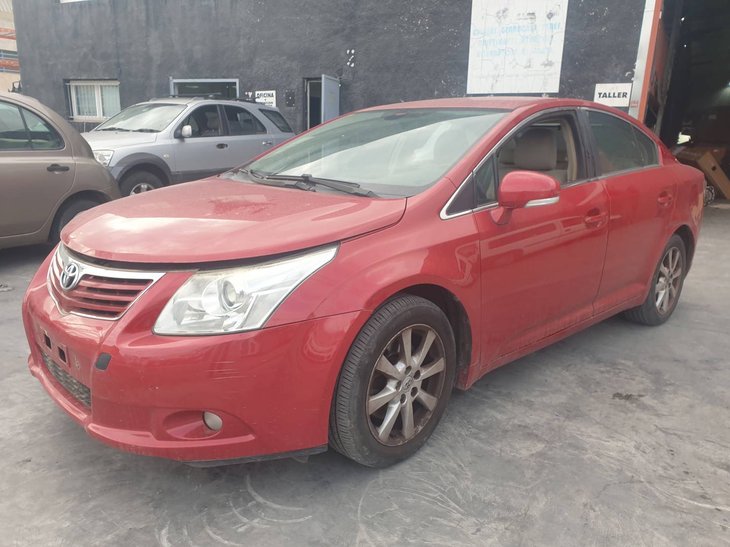 TOYOTA AVENSIS BERLINA (T27) (2008 - 2015)