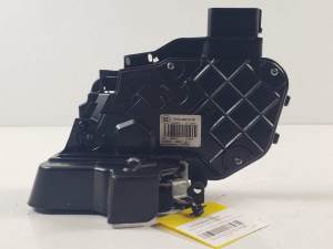 CERRADURA PUERTA TRASERA DERECHA 7H5A26412AE LAND ROVER FREELANDER 2 (LR2) (L359) Autodesguaces Alicante
