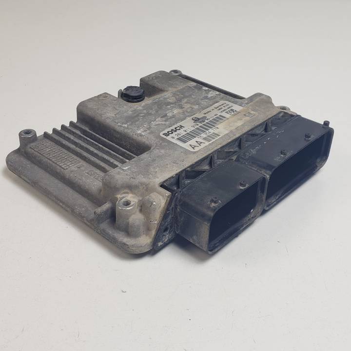 CENTRALITA MOTOR UCE 0281011970 SAAB 9-3 SPORT HATCH Autodesguaces Alicante