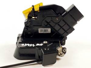 CERRADURA PUERTA DELANTERA DERECHA 7M5AR21812AA FORD FOCUS LIM. (CB4) Autodesguaces Alicante
