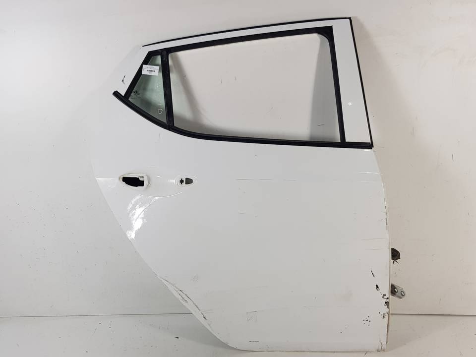PUERTA TRASERA DERECHA HYUNDAI I10 (IA) Autodesguaces Alicante
