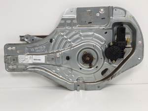 ELEVALUNAS DELANTERO IZQUIERDO 824702E010 HYUNDAI TUCSON (JM) Autodesguaces Alicante