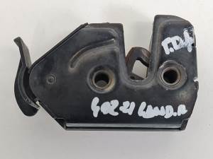 CERRADURA MALETERO / PORTON 51247016048 LAND ROVER RANGE ROVER (L322) Autodesguaces Alicante
