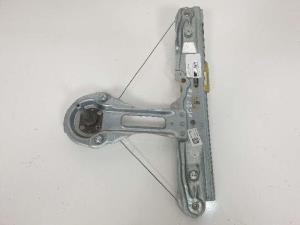 ELEVALUNAS TRASERO DERECHO BM51A27000AC FORD FOCUS LIM. Autodesguaces Alicante