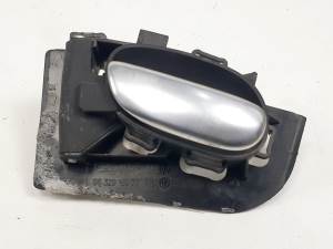 MANETA INTERIOR TRASERA IZQUIERDA 4,12 PEUGEOT 206+ Autodesguaces Alicante