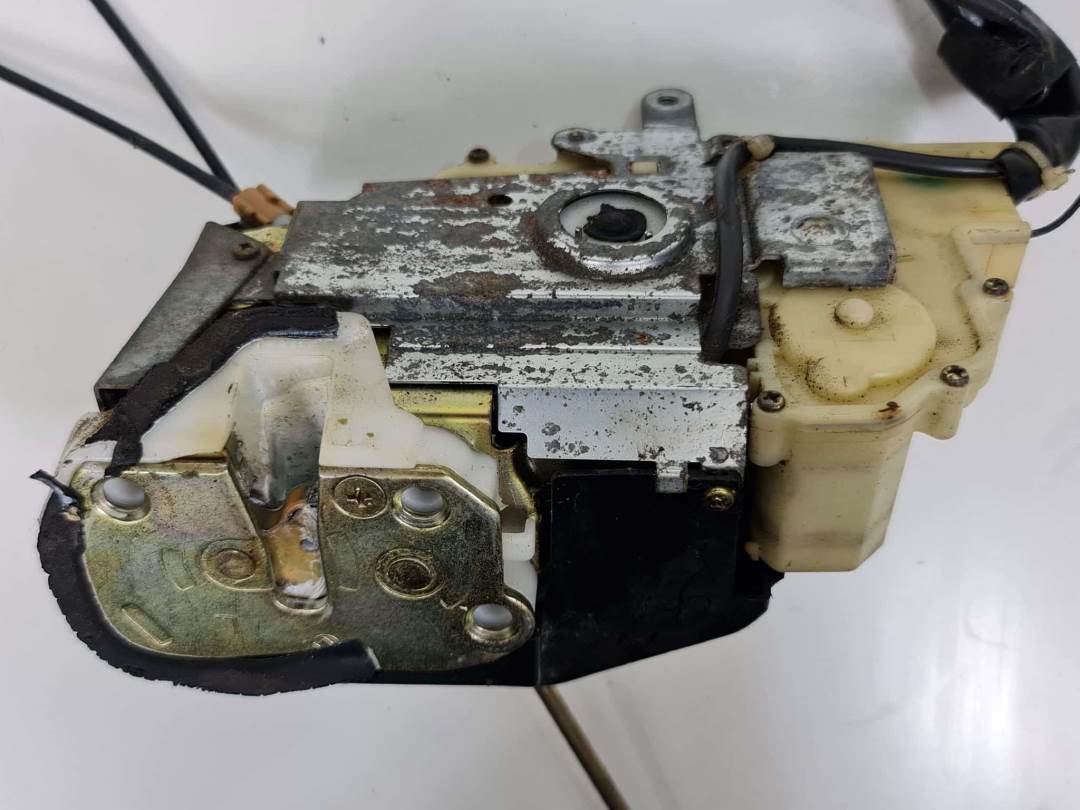 CERRADURA PUERTA DELANTERA IZQUIERDA - LEXUS - RX300 (MCU15)