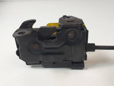 CERRADURA CAPOT A2048800260 MERCEDES CLASE C (W204) BERLINA Autodesguaces Alicante