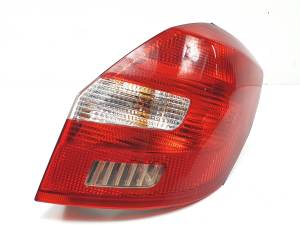 PILOTO TRASERO DERECHO 5J6945096 SKODA FABIA (5J2) Autodesguaces Alicante