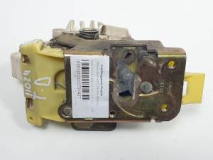 CERRADURA PUERTA TRASERA DERECHA 96BGF26412BP FORD MONDEO BERLINA (GD) Autodesguaces Alicante