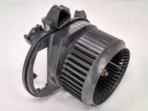 VENTILADOR CALEFACCION CZ1163600756 MERCEDES CLASE GLA (W156) Autodesguaces Alicante
