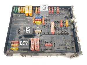 CAJA RELES / FUSIBLES 1K0937804B VOLKSWAGEN TOURAN (1T1) Autodesguaces Alicante