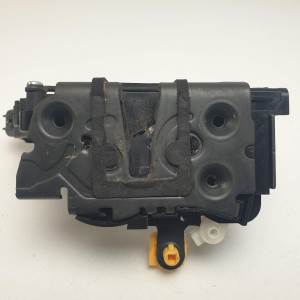 CERRADURA PUERTA DELANTERA DERECHA AS6AF21812CC FORD KA+ Autodesguaces Alicante