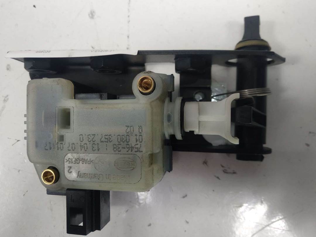MOTOR CIERRE CENTRALIZADO PORTON - 51247016049 - LAND ROVER - RANGE ROVER (L322)