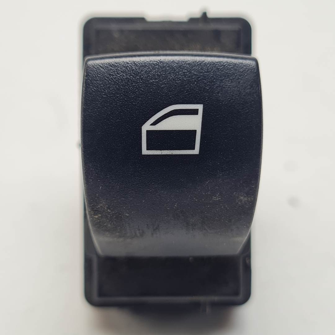 MANDO ELEVALUNAS TRASERO DERECHO - 6935534 - BMW - SERIE 1 BERLINA (E81/E87)