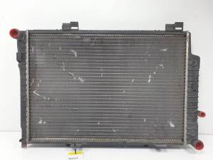 RADIADOR AGUA 0100896050 MERCEDES CLASE CLK (W208) CABRIO Autodesguaces Alicante