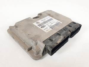CENTRALITA MOTOR UCE 6160054503 VOLKSWAGEN LUPO (6X1/6E1) Autodesguaces Alicante