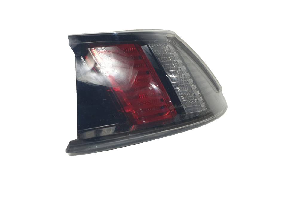 PILOTO TRASERO DERECHO 9813508380 PEUGEOT 508 Autodesguaces Alicante