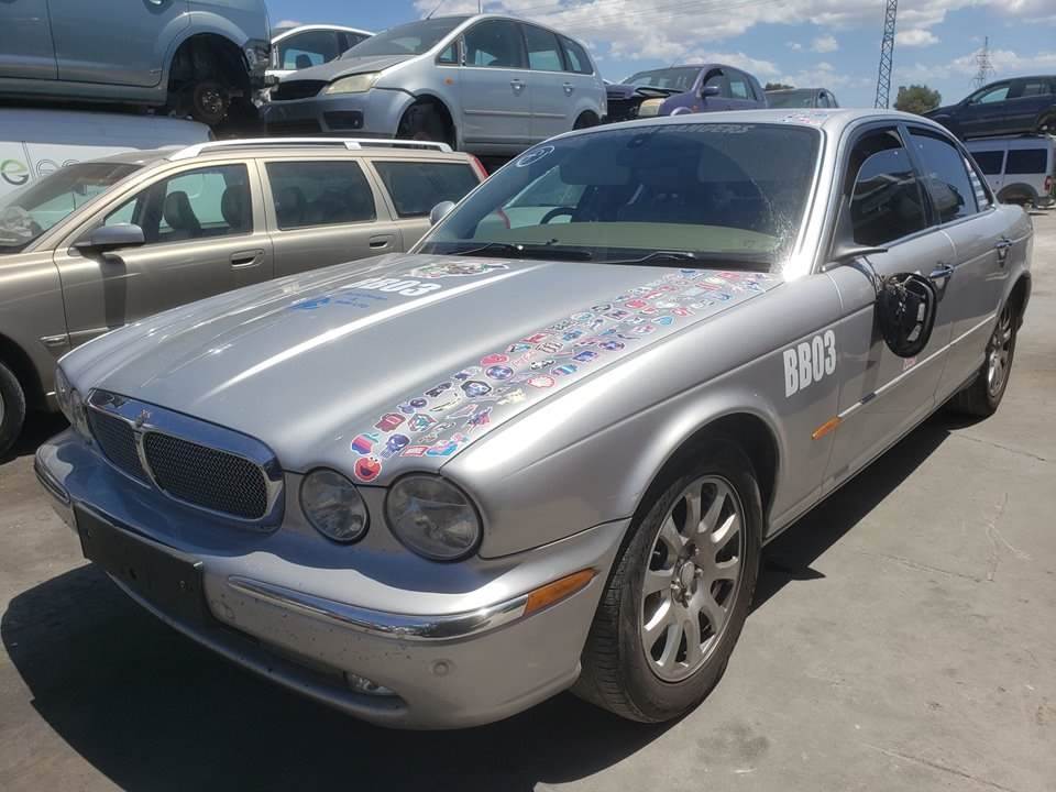 JAGUAR XJ (1997 - 2002)