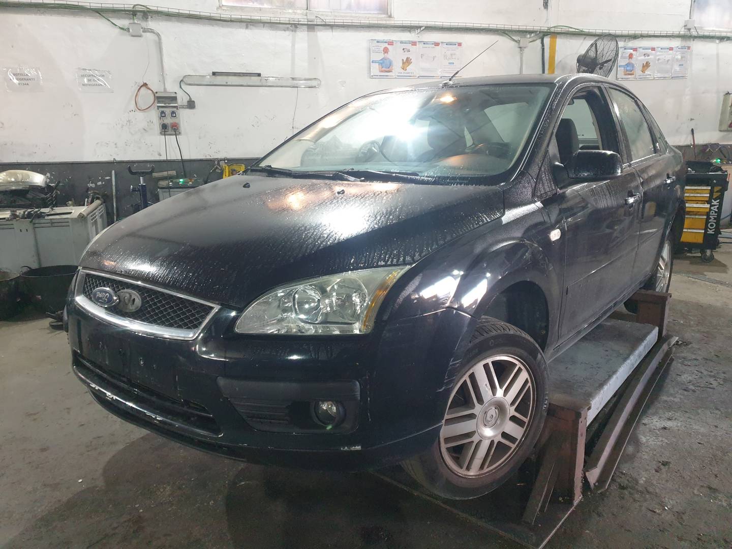FORD FOCUS BERLINA (CAP) (2004 - 2007)
