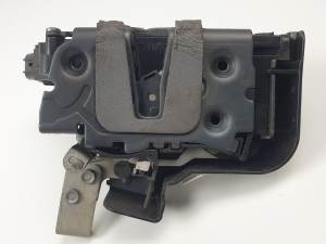 CERRADURA PUERTA DELANTERA DERECHA 6M2AR21812AB FORD S-MAX (CA1) Autodesguaces Alicante