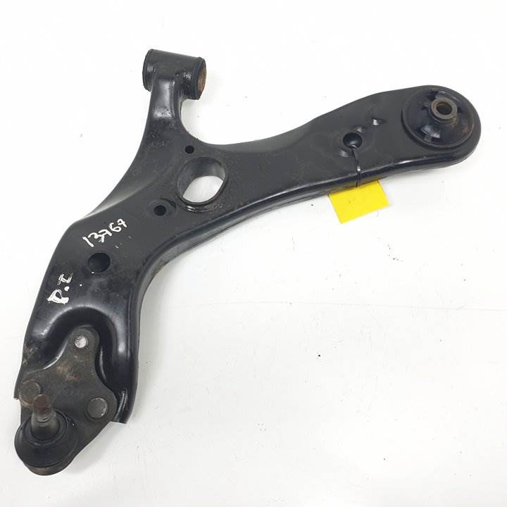 BRAZO SUSPENSION INFERIOR DELANTERO IZQUIERDO - TOYOTA - AURIS (E150)