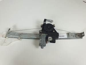 ELEVALUNAS TRASERO IZQUIERDO 0130821773 FORD MONDEO TURNIER (GE) Autodesguaces Alicante