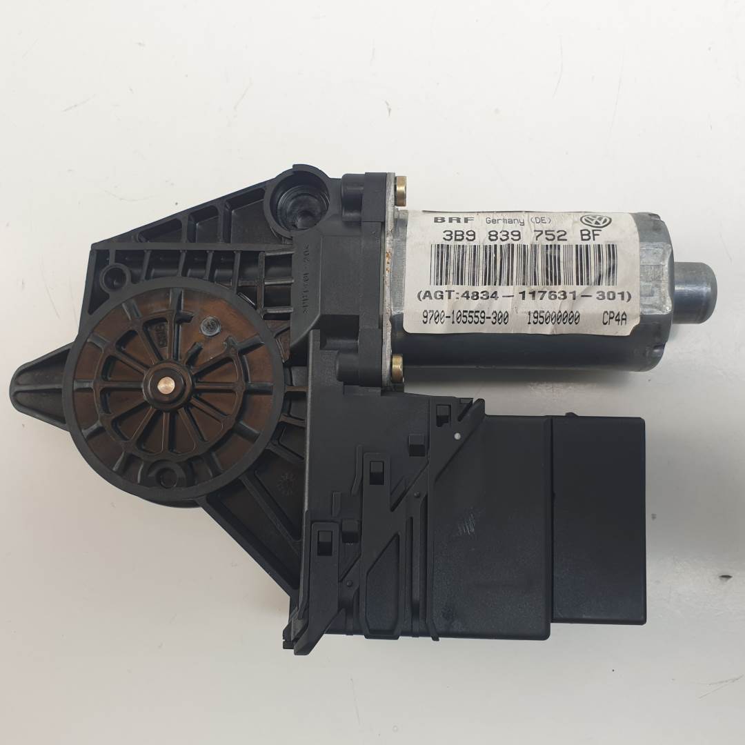 MOTOR ELEVALUNAS TRASERO DERECHO - 3B9839752BF - VOLKSWAGEN - PASSAT VARIANT (3B6)