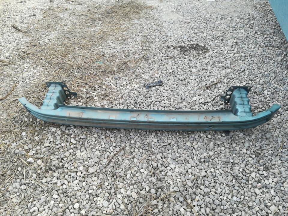 REFUERZO PARAGOLPES DELANTERO