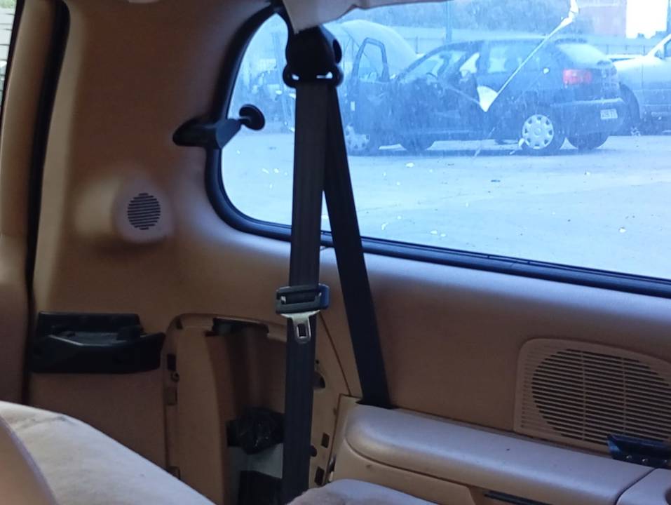 CINTURON SEGURIDAD TRASERO IZQUIERDO